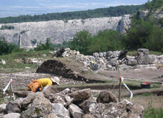 Средневековый некрополь найден в районе Мангуп-Кале, Бахчисарайский район