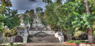 Весной начнется реставрация Митридатской лестницы в Керчи Митридатская лестница, Керчь