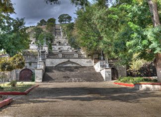 Весной начнется реставрация Митридатской лестницы в Керчи Митридатская лестница, Керчь