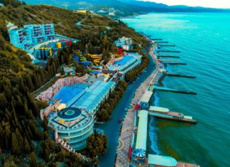 Отели с пляжем Алушта