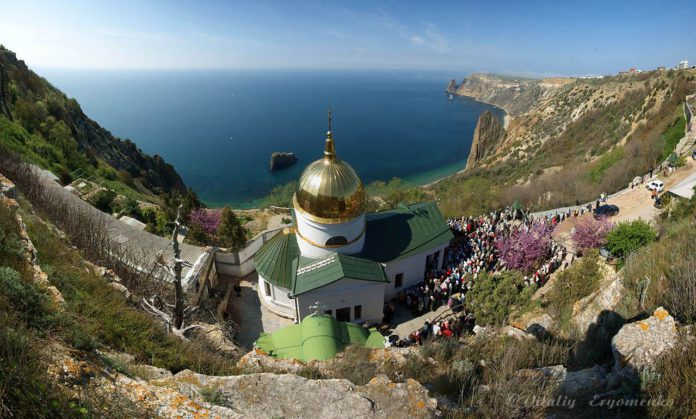 Выставка православные святыни Крыма. Ялта, 10 июля 2018