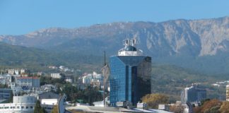 Ялта вошла в ТОП-10 самых популярных городов России на ноябрьские праздники 2018 Ялта в ТОП-10 курортов РФ на ноябрь 2018