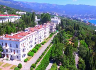 Санаторий «Ливадия» (Ялта) продан за бесценок «кампашке» с уставным фондом целых 10тыс.руб. Санаторий Ливадия продан за бесценок какой то фирмочке