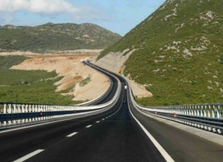 Сегодня открыт первый 28-км участок трассы Таврида, к 31 декабря откроют еще 162 км до Симферополя