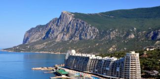 В Крыму на 8-10% упали цены на отдых в «горячий» сезон 2019 года