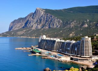 В Крыму на 8-10% упали цены на отдых в «горячий» сезон 2019 года