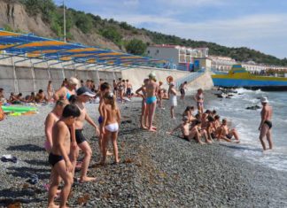 Ялта и Евпатория вошли в ТОП-10 лучших городов России для отдыха с детьми Ялта и Евпатория, детский отдых