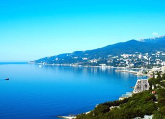 Ялта в ТОП-5 самых привлекательных курортов России среди молодежи В ТОП-5 самых популярных курортов у российской молодежи - Ялта