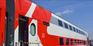 166 вагонов, 10 электровозов и тепловозов — закуплены для Крымской Железной дороги