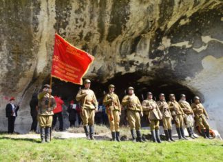 22 марта в Инкермане (Севастополь) состоится VI военно-исторический фестиваль «Мартыновский овраг – рубеж героев» 22 марта в Инкермане (Севастополь) состоится VI военно-исторический фестиваль «Мартыновский овраг – рубеж героев»