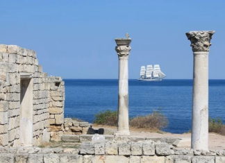 Исторические здания музея Херсонеса Таврического в годы Великой Отечественной войны, видеорассказ Исторические здания музея Херсонеса Таврического в годы Великой Отечественной войны, видеорассказ