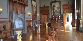 «Произведения Пьера Филиппа Томира в Воронцовском дворце», видеоэкскурсия сотрудников музея «Алупкинский» «Произведения Пьера Филиппа Томира в Воронцовском дворце», видеоэкскурсия сотрудников музея "Алупкинский"