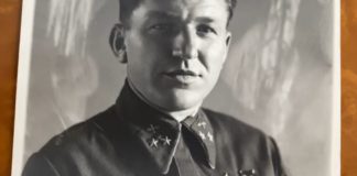 Видео-выставка в Ливадийском дворце «Василий Ермаченков. Судьба героя победы», акция «Ночь музеев» Видео-выставка в Ливадийском дворце «Василий Ермаченков. Судьба героя победы», акция "Ночь музеев"