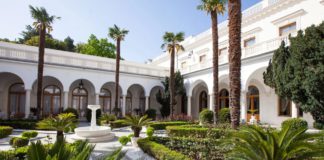 «Итальянский дворик» в Ливадийском дворце, история и видео "Итальянский дворик" в Ливадийском дворце, история и видео