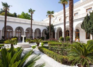 «Итальянский дворик» в Ливадийском дворце, история и видео "Итальянский дворик" в Ливадийском дворце, история и видео