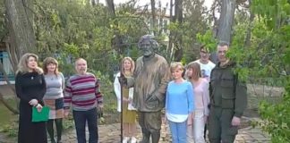 Трансляция из дворика Дома-музея М. А. Волошина, акция «Ночь музеев» в музее-заповеднике «Киммерия М. А. Волошина» в Коктебеле Трансляция из дворика Дома-музея М. А. Волошина, акция "Ночь музеев" в музее-заповеднике "Киммерия М. А. Волошина" в Коктебеле