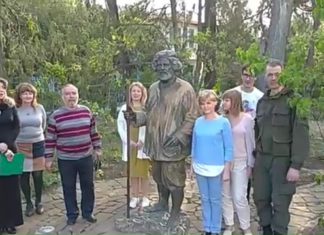 Трансляция из дворика Дома-музея М. А. Волошина, акция «Ночь музеев» в музее-заповеднике «Киммерия М. А. Волошина» в Коктебеле Трансляция из дворика Дома-музея М. А. Волошина, акция "Ночь музеев" в музее-заповеднике "Киммерия М. А. Волошина" в Коктебеле