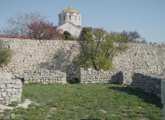 Постоялый двор (Ксенодохион, X-XIII в.в.) в Херсонесе Таврическом, видеоэкскурсия сотрудников музея Ксенодохион (Постоялый двор, X-XIII в.в.) в Херсонесе Таврическом, видеоэкскурсия сотрудников музея