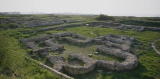 Пятиапсидный храм в Херсонесе Таврическом, видеоэкскурсия сотрудников музея Пятиапсидный храм в Херсонесе Таврическом, видеоэкскурсия сотрудников музея