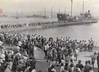 В Ливадийском дворце проходит онлайн-выставка работ Натальи Шевченко (Натан) — «Русский исход 1920», видео В Ливадийском дворце проходит онлайн-выставка работ Натальи Шевченко (Натан) - "Русский исход 1920"