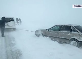 Режим ЧС и закрытие трассы Таврида в Крыму из-за сильнейшего снегопада и непогоды, видео Режим ЧС и закрытие трассы Таврида в Крыму из-за сильнейшего снегопада и непогоды, видео