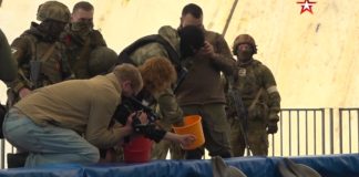 Из Крыма бойцы Росгвардии доставили рыбу и спасли дельфинов Дору и Зевса на Херсонщине! Из Крыма бойцы Росгвардии доставили рыбу и спасли дельфинов Дору и Зевса на Херсонщине!