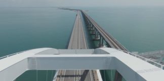 Путин проверил! Восстановлено автодвижение на Крымском мосту после ремонта взорванной в октябре части его правой полосы Восстановлено автодвижение на Крымском мосту после ремонта взорванной в сентябре части его правой полосы