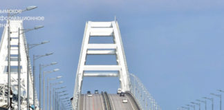 На Крымском мосту сегодня, 23 февраля 2023, возобновлено автомобильное движение — после ремонтных работ из-за теракта в октябре 2022 На Крымском мосту сегодня, 23 февраля 2023, возобновлено автомобильное движение - после ремонтных работ из-за теракта в октябре 2022