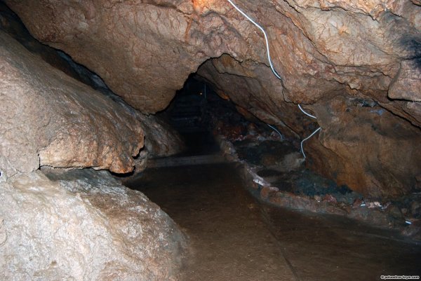 Описание Скельской пещеры