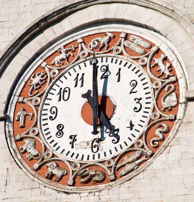 Загадочные часы на ЖД вокзале Симферополя