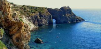 Грот Дианы на мысе Фиолент, мыс Лермонтова, легенды и красоты Фиолента Грот Дианы на мысе Фиолент, мыс Лермонтова, легенды и красоты Фиолента