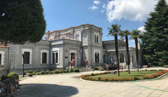 Юсуповский дворец в Кореизе (Крым, 2023), Аллея Памяти и Аллея Героев, кабинет и апартаменты Сталина, Белая столовая, фонтан «Девушка с рыбкой» Юсуповский дворец в Крыму, вся история дворцово-паркового усадебного комплекса-заповедника