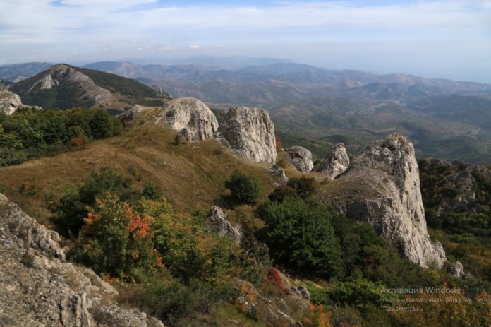 Караби-Яйла, горный массив Главной гряды Крымских гор Караби-Яйла, горный массив Главной гряды Крымских гор