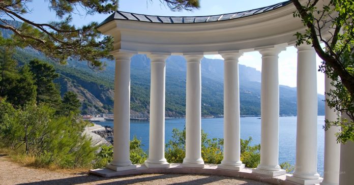 Меллас — курортный уголок и санаторий на Южном берегу Крыма Меллас - курортный уголок и санаторий на Южном берегу Крыма