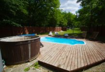 Минеральный источник Аджи-Су (Черные воды) в Коккозской долине Минеральный источник Аджи-Су (Черные воды) в Коккозской долине