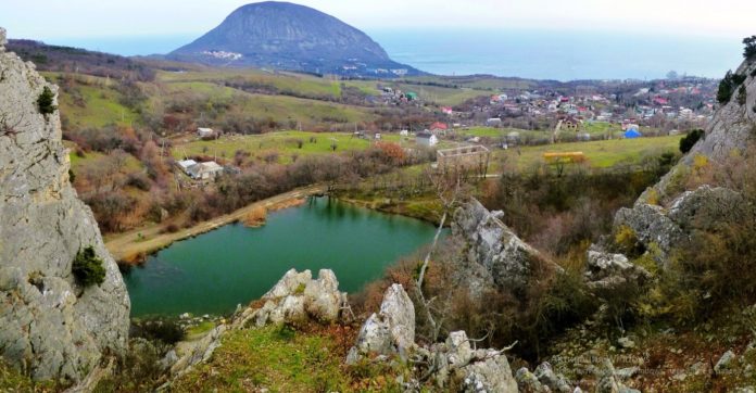 Краснокаменка — поселок на Южном берегу Крыма Краснокаменка - поселок на Южном берегу Крыма
