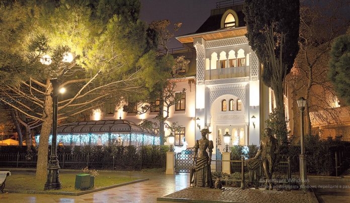 Купальни Роффе в Ялте, ныне Вилла София (С.Ротару) Купальни Роффе в Ялте