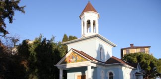 Церковь Святой Равноапостольной Нины и Преображения Господня, Гаспра Церковь Святой Равноапостольной Нины и Преображения Господня, Гаспра