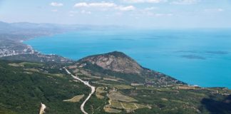 Гора Кастель в Алуште Гора Кастель в Алуште