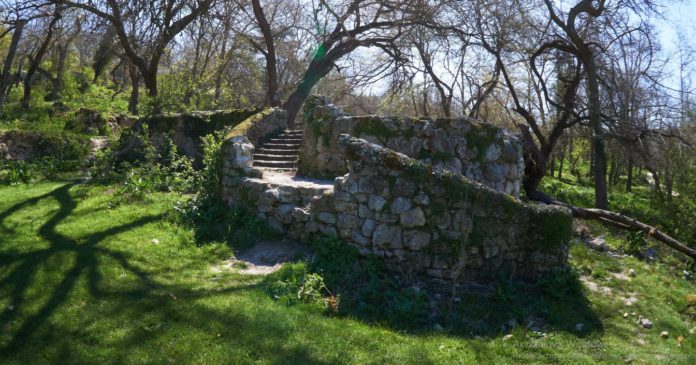 Максимова дача в Севастополе Максимова дача в Севастополе