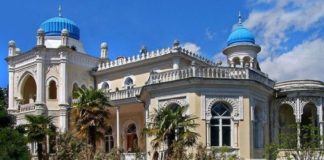 Дворец Дилькисо (Эмира Бухарского) в Ялте Дворец Дилькисо (Эмира Бухарского) в Ялте