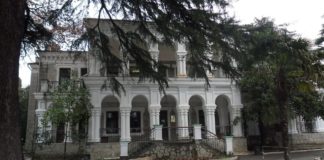 Дача генерала Голубова (дача Голубка) в Алуште Дача генерала Голубова (дача Голубка) в Алуште