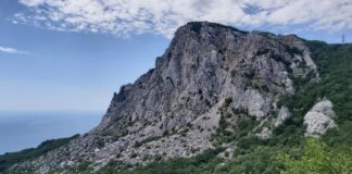 Гора Челеби в окрестностях Фороса Гора Челеби в окрестностях Фороса