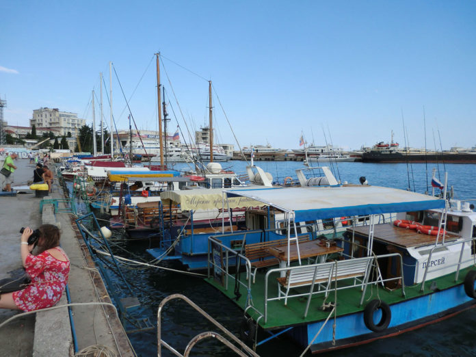 Ялта вечерняя, фотопрогулка по набережной, август 2015 Ялта вечерняя, фотопрогулка по набережной, август 2015