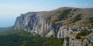 Гора Спирады, Ай-Петринская яйла, село Оползневое Гора Спирады, Ай-Петринская яйла, село Оползневое