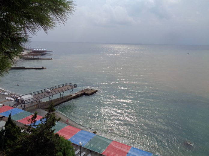 Как Хастабаш заливает акватории Мисхора и Алупки после ливней Как Хастабаш заливает акватории Мисхора и Алупки после ливней