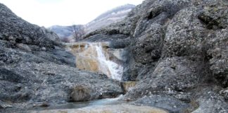 Арпатские водопады на реке Арпат, Зеленогорье Арпатские водопады на реке Арпат, Зеленогорье