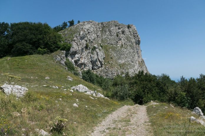 Еврейская тропа — пешком из Алупки на плато Ай-Петри Еврейская тропа - пешком из Алупки на плато Ай-Петри