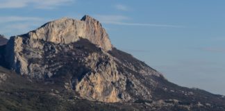 Гора Ильяс-Кая и Храм Солнца, Ласпи Гора Ильяс-Кая и Храм Солнца, Ласпи