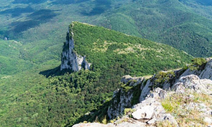 Гора Седам-Кая (Орлиный Залет, 1026м), Соколиное Гора Седам-Кая (Орлиный Залет, 1026м), Соколиное